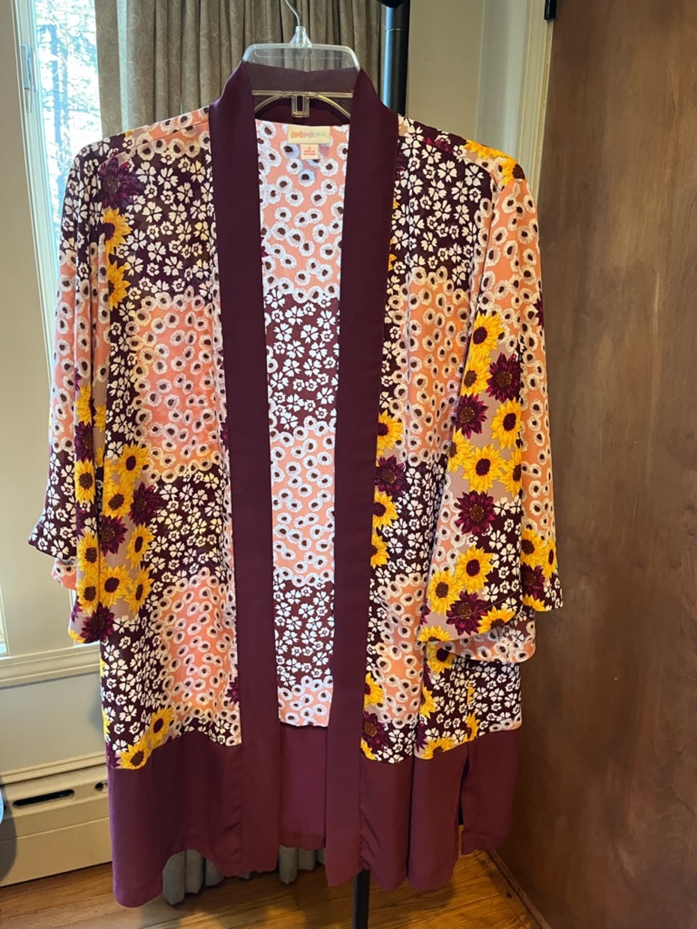 LuLaRoe Maroon & Peach Floral Duster - Picture 2 of 5